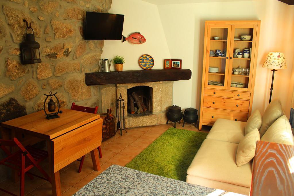 Holiday home Casa Do Rio - Eido Do Pomar